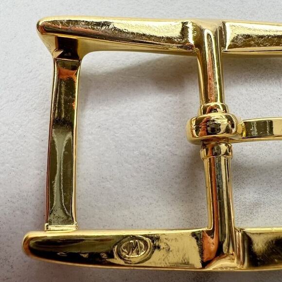 Vintage Gold Tone Simple Basic Belt Buckle for up to 1 Inch Belt - Picture 6 of 8